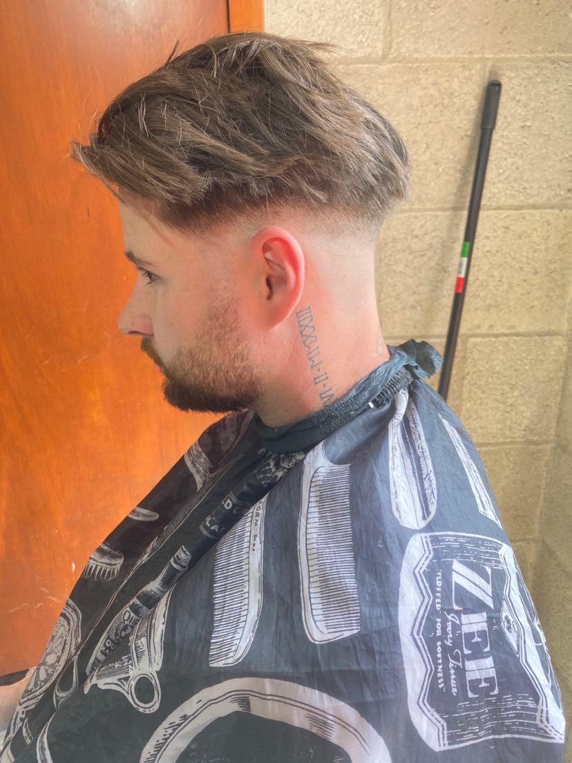 Strakke Crop Fade kapsel bij barbershop in Zaandam